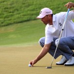 Matt Kuchar putting