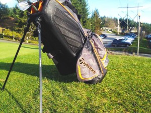 TaylorMade Golf Supreme Hybrid Golf Bag